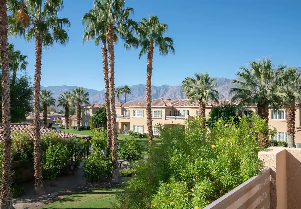hotel-cimarron-golf-resort